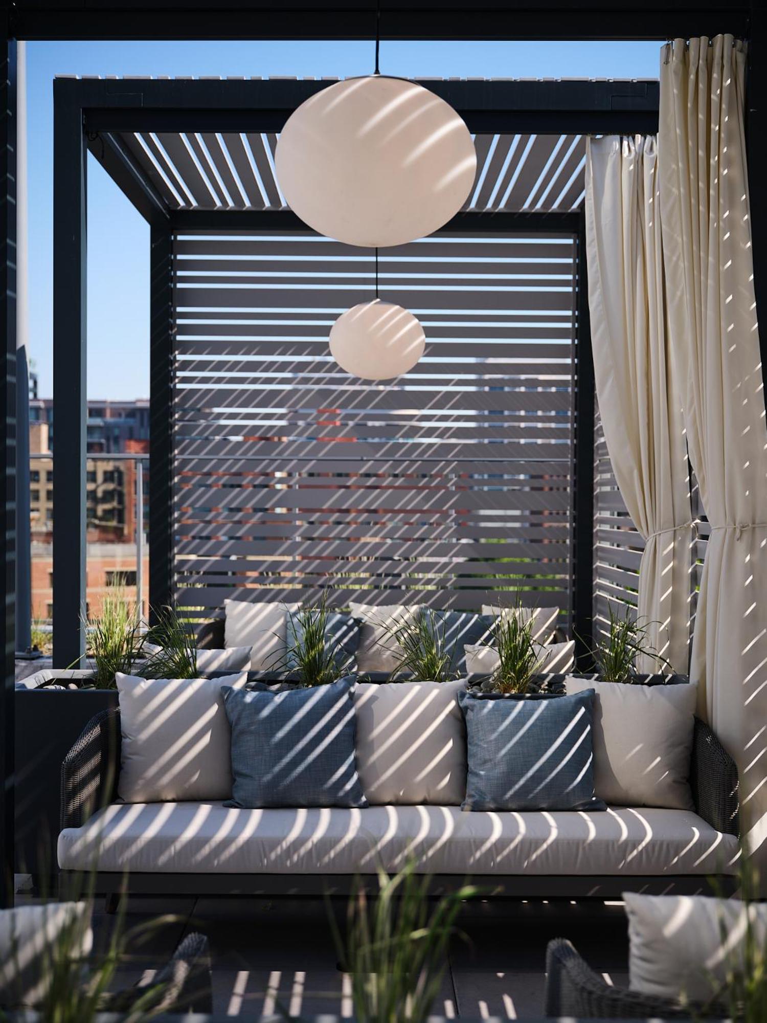 Level Chicago River North Exterior photo