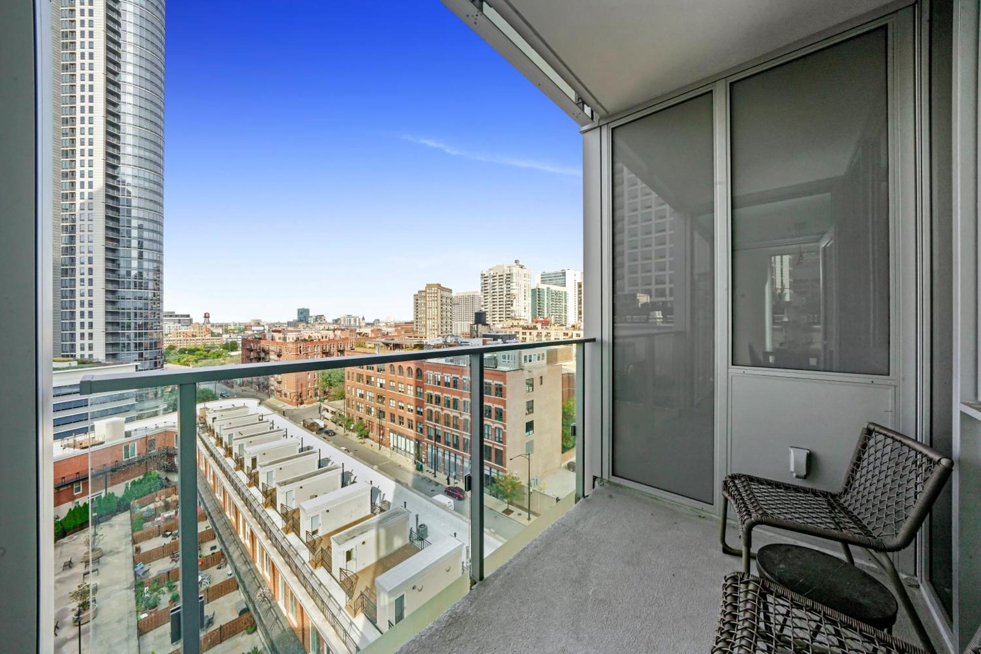 Level Chicago River North Exterior photo
